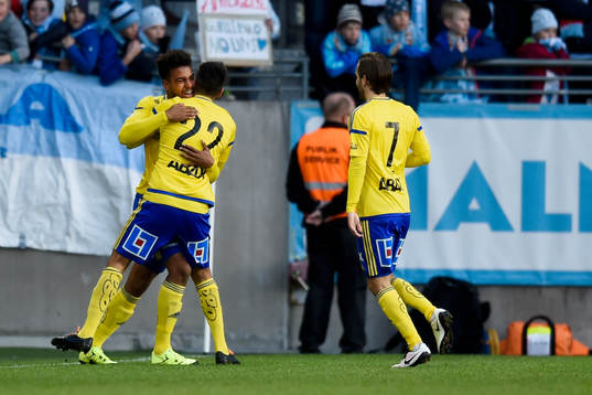 Sundsvalls Noah Sonko Sundberg jublar