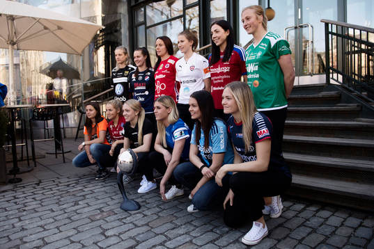 Spelare i Damallsvenskan blir porträtterade