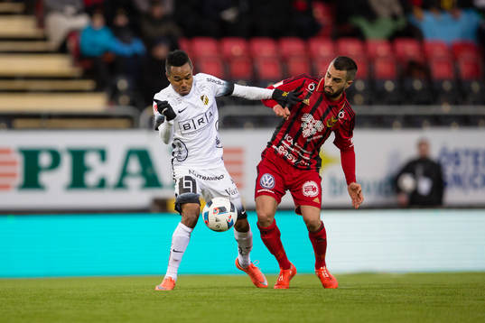 Häckens Nasiru Mohammed mot Östersunds Brwa Nouri