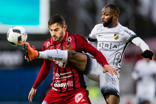 Bläddra bland fler bilder av Fotboll, Allsvenskan, Östersund - Häcken