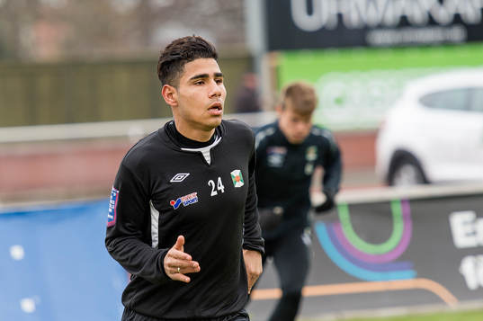 Varbergs Hosam Aiesh före fotbollsmatchen i Superettan