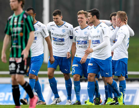 Värnamos Freddy Winst jublar