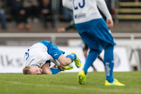 Värnamos Tobias Englund gör sig illa
