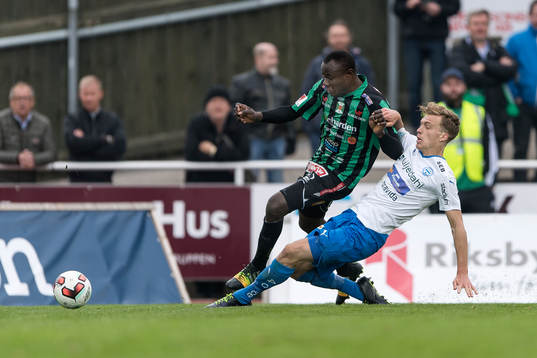Varbergs Nsima Peter och Värnamos Tobias Englund