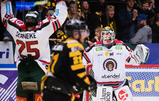 Frölundas Oliver Lauridsen och målvakt Johan Gustafsson