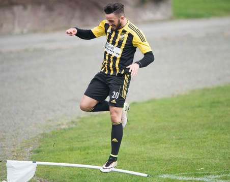 IFK Hässleholms Florent Stagova har gjort 1-0 i matchen i