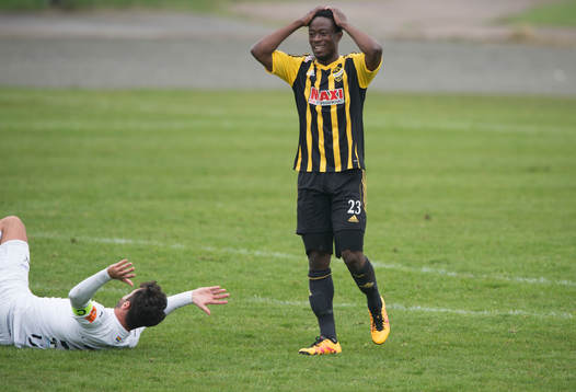 IFK Hässleholms Kojo Annor i matchen i division 2 mellan