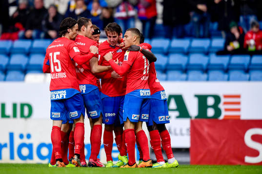 Helsingborgs Adam Eriksson jublar
