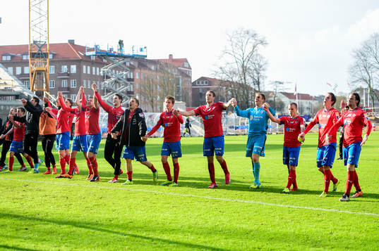 Helsingborgs spelare jublar