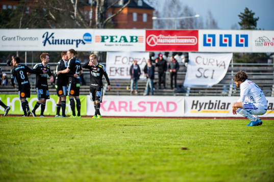 Umeå FC Simon Mårtensson deppar