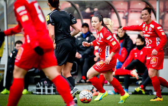 Örebros Michelle De Jong