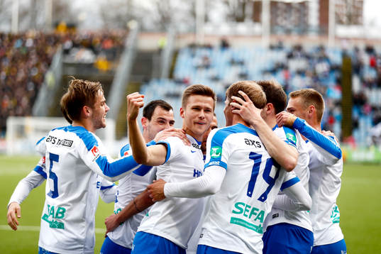 Norrköpings Sebastian Andersson jublar