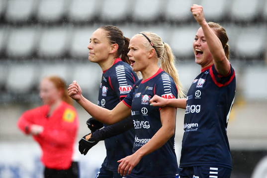 Linköpings Pernille Harder jublar