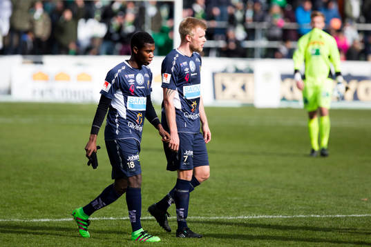 Gefles Tshutshu Tshakasua och Robin Nilsson deppar
