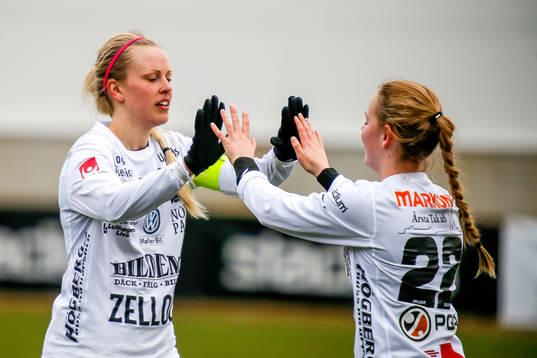 Sirius jublar i premiären av elitettan i fotboll mellan