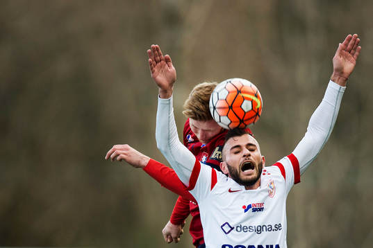 Bläddra bland fler bilder av Fotboll, Superettan, Assyriska - Örgryte