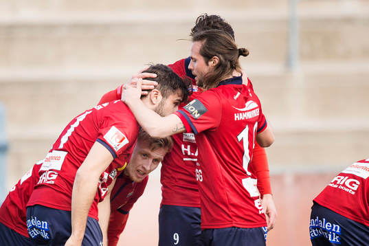 Örgrytes spelare jublar