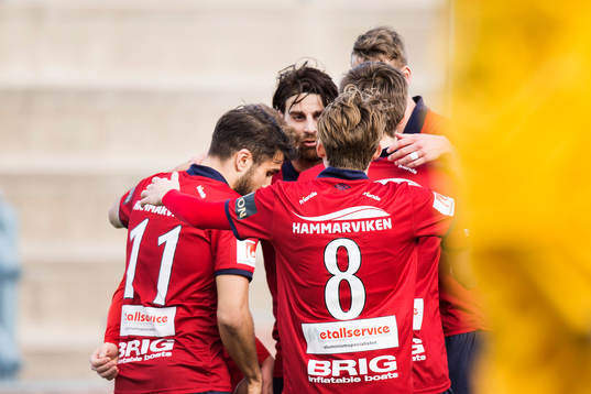 Örgrytes spelare jublar