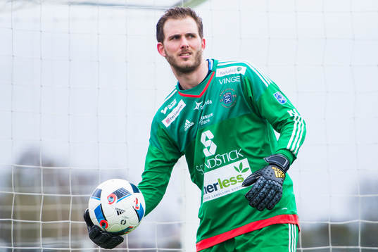 Ängelholms målvakt Carl Lindell
