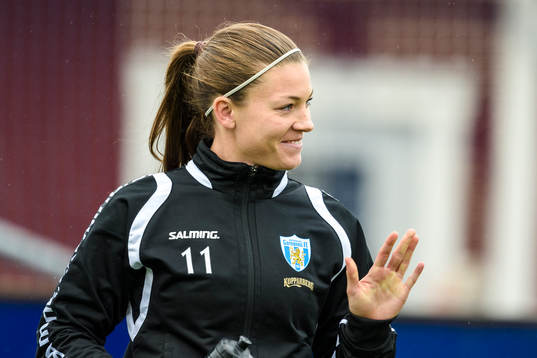 s Pauline Hammarlund på uppvärmningen