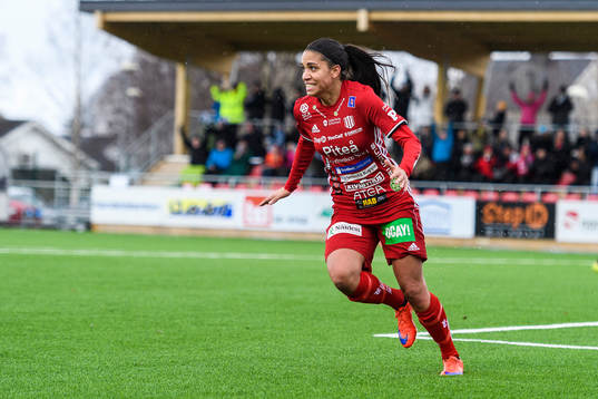 Piteås Tempest-Marie Norlin jublar
