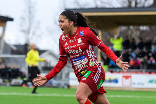 Piteås Tempest-Marie Norlin jublar