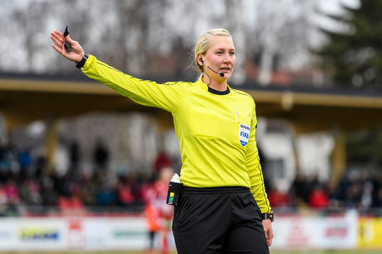 Domare Tess Olofsson