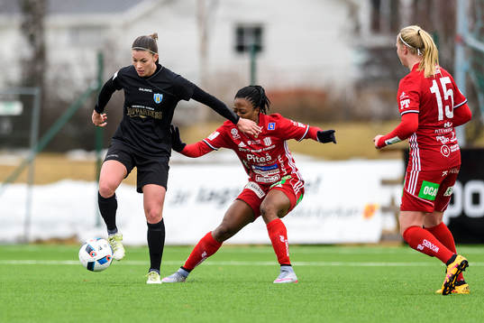 s Pauline Hammarlund