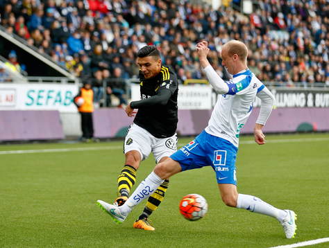 s Ahmed Yasin och Norrköpings Andreas Johansson