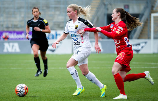 Bläddra bland fler bilder av Fotboll, Damallsvenskan, KIF Örebro - Umeå