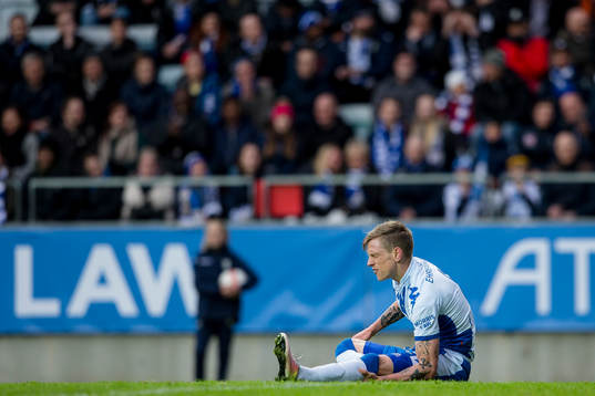IFK Göteborgs Sören Rieks med krampkänning