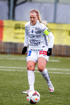 Sirius Mikaela Björklund  i premiären av elitettan i