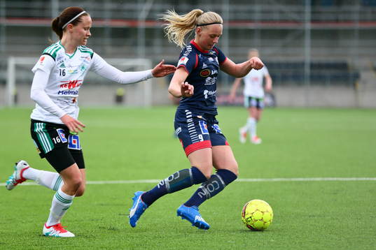 Linköpings Stina Blackstenius och Mallbackens Elin Nyman