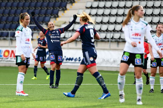 Linköpings Mariann Gajhede jublar
