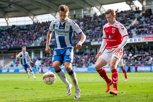 IFK Göteborgs Jakob Ankersen mot Kalmars Victor Agardius