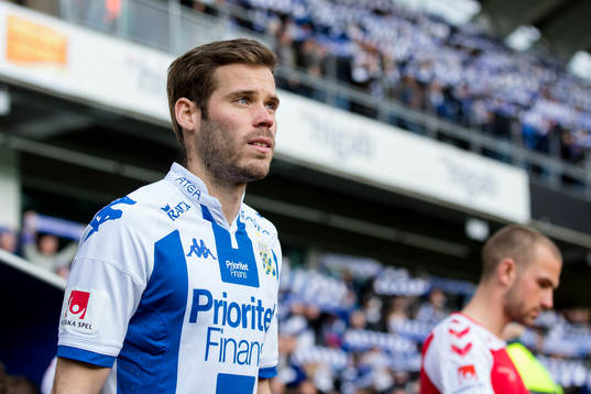 IFK Göteborgs Emil Salomonsson innan fotbollsmatchen i