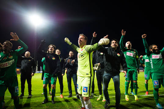 Dalkurds spelare jublar