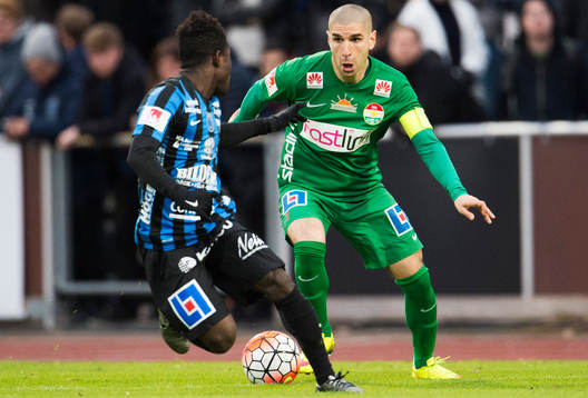 Dalkurds Rawez Lawan och Sirius Kingsley Kofi Sarfo i kamp