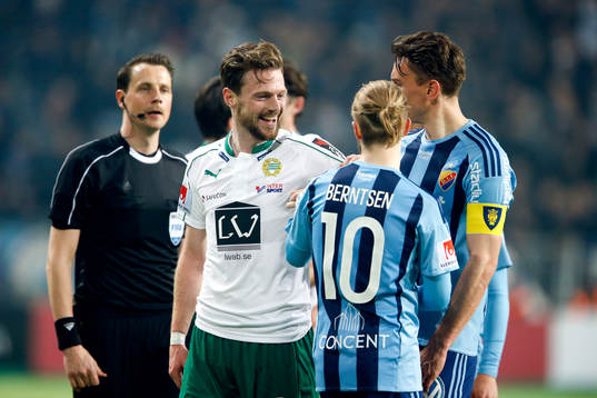 Hammarbys Arnor Smarason och Djurgårdens Daniel Berntsen