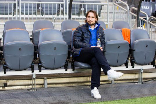 Djurgårdens Kevin Walker innan fotbollsmatchen i