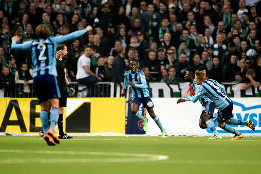 Djurgårdens Sam Johnson jublar