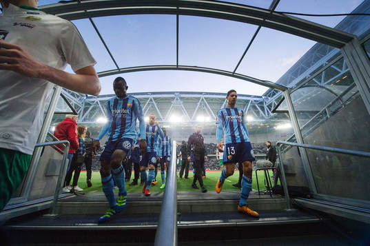 Djurgårdens Omar Colley och Mathias Ranegie deppar