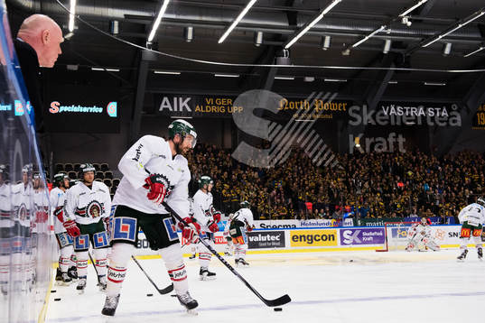 Frölundas Joel Lundqvist värmer upp