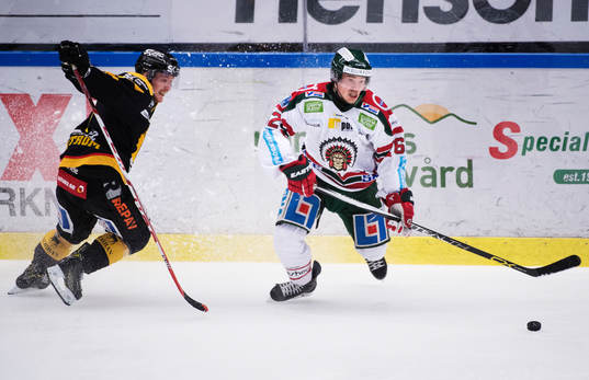 Skellefteås Niclas Burström och Frölundas Artturi