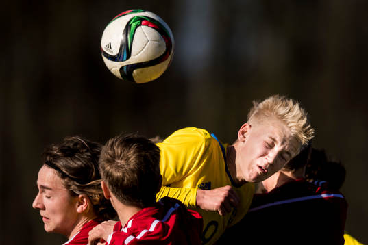 Sveriges Carl Gustafsson i nickduell med Danmarks Anders
