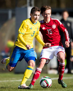 Sveriges Max Johansson och Danmarks Mikkel Damsgaard