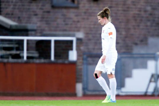 Rosengårds Emma Berglund går av planen