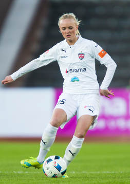 Rosengårds Emma Pennsäter i aktion