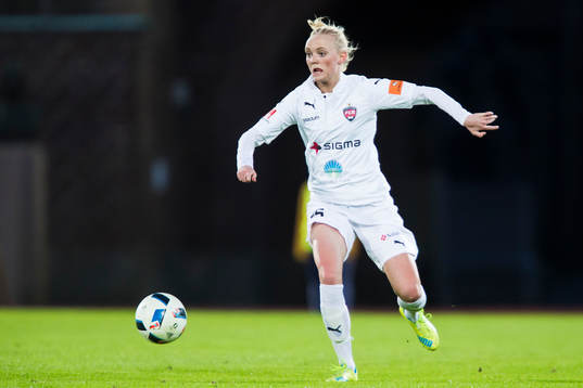 Rosengårds Emma Pennsäter i aktion