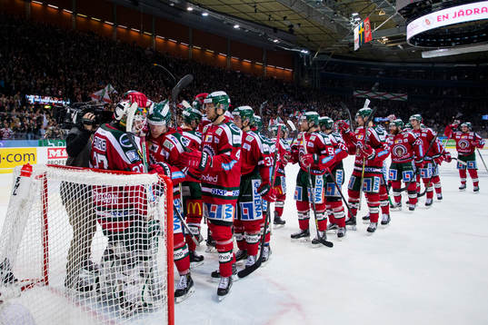 Frölunda jubel vid målvakt Johan Gustafsson